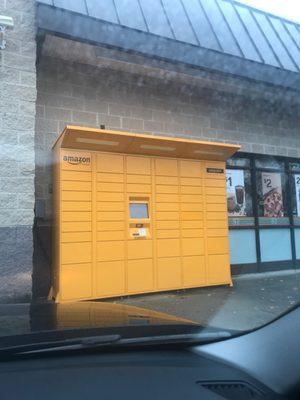 Amazon Locker for rent