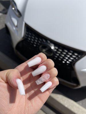 marble white nails