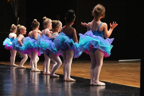 Footlights Dance Studio