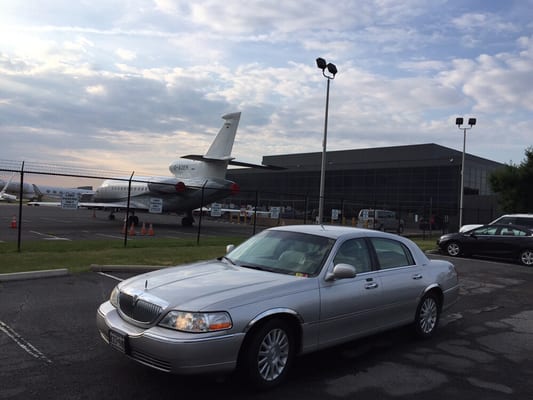 Frederick Airport Connection