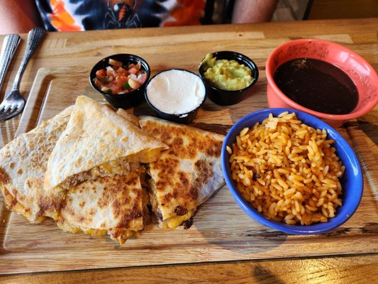 Carnitas quesadilla