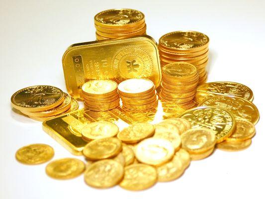 We buy gold,sterling silver and coins