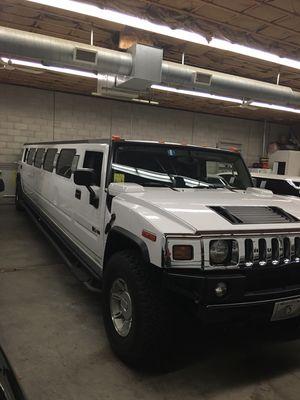 22 passenger Hummer H2