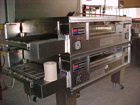 Conveyor ovens