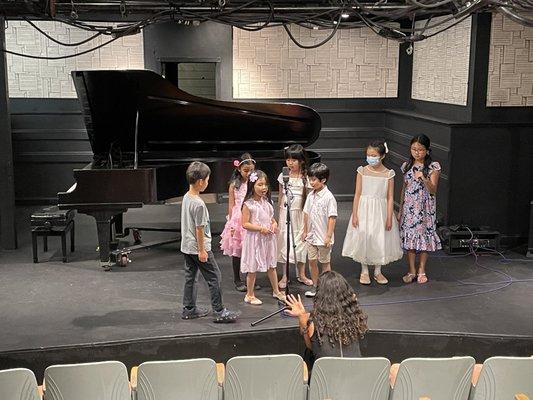 Kids Choir Club | Singing classes for kids | Voice lessons for kids