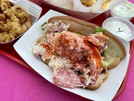 One Happy Clam Food Truck