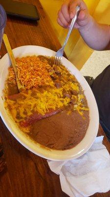 2 enchiladas w Carne guisada