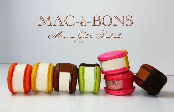 A little gelato between 2 extra large french macarons? yes please!!