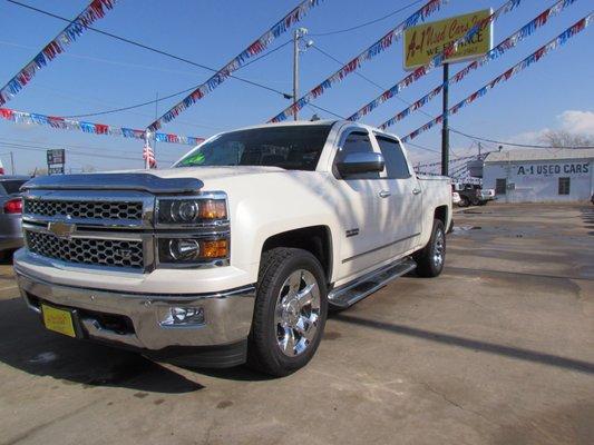 2014 Chevrolet Silverado Texas Edition LTZ 4X4 Carfax One Owner