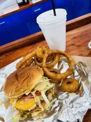 Burger: That Long Way Side: Onion Rings  Drink: Regular Fountain Drink