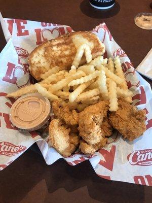 The Box Combo - 4 Chicken Fingers