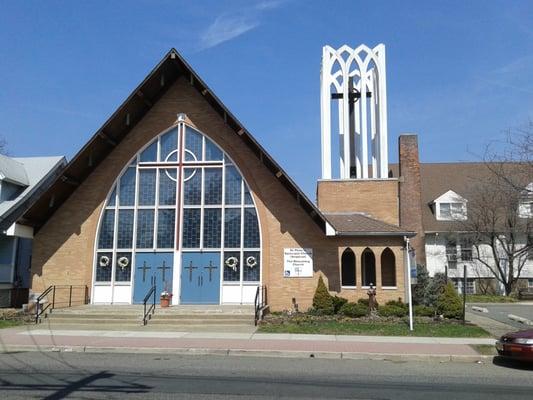 St Peter' Episcopal Church is off of Clifton Avenue 2 blocks away from Main Avenue