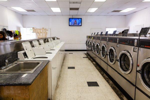 EZ Coin-Op Laundromat - Almaden Rd