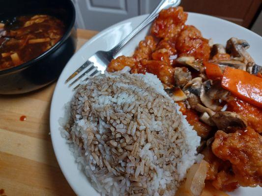 Got something quick, but tasty, for my injured honey. Hot & sour soup with some General Tso's chicken.