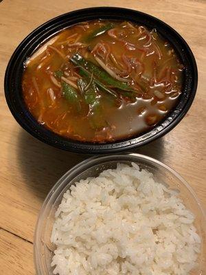 Spicy Beef Soup with Vegetables (Yook Gae Jang) and White Rice