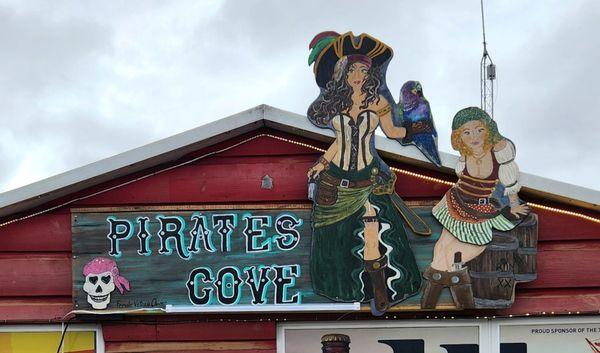 Pirates Cove Bar