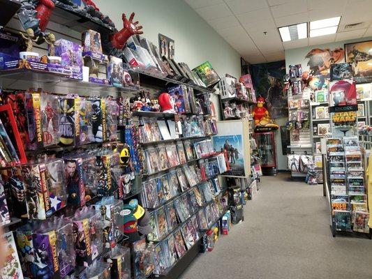 Hollywood Comics and Collectibles