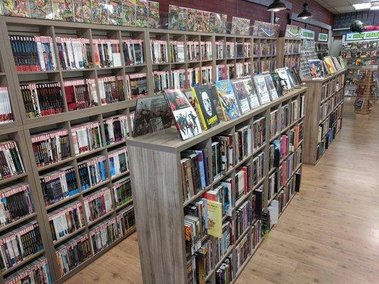 Over 8,000 Trade Paperbacks and Graphic Novels from a huge range of publishers. If its in print its probably here!