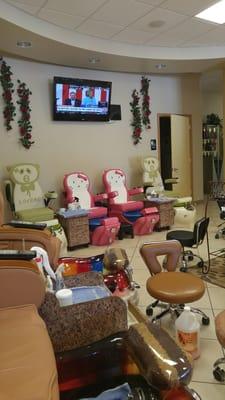 This place is great and they even have specific pedi chairs for kids! I have never seen that any where else.