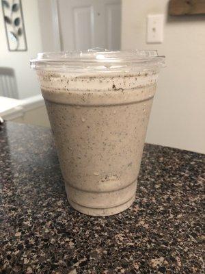 NON DAIRY OREO COOKIES & CREAM SHAKE