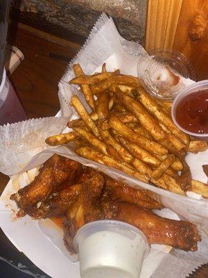 Honey Hot Wings And Fries