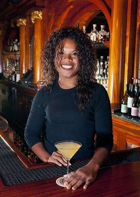 Bartender Boomer in Alexandria, VA