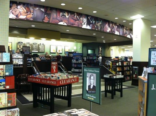 Barnes & Noble