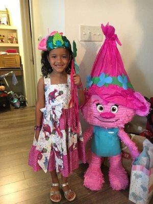 We love love love the Poppy pinata!!! She did amazing in creating the piñata we wanted for my daughter's birthday.