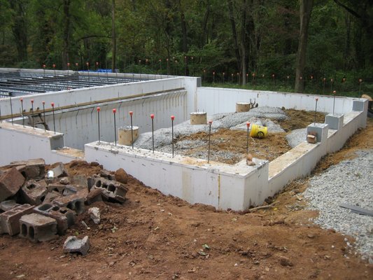 Foundation and pier footings, Jiffy Lube retail store, NJ