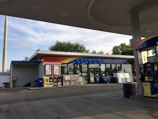 Convenience store view from the pumps