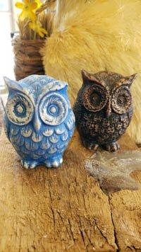 My new favorite candle and soap mold.  Owls are given extra detail with just a tiny bit of rub n' buff.