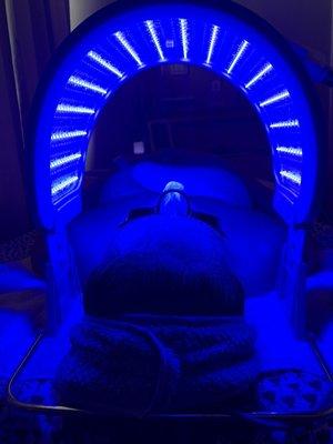 Blue light therapy for acne