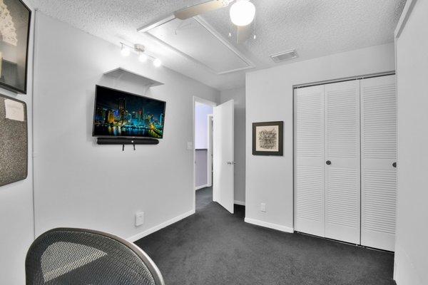 Representing Buyer & Seller in Fort Lauderdale 
 https://DavidFL.com