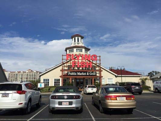 Dine on the Intracoastal Waterway.