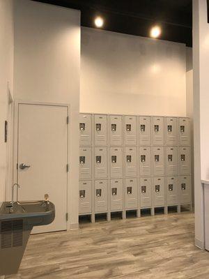 Keyed lockers are available for personal belongings.