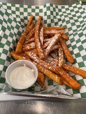 Sweet potato fries with marshmallow sause