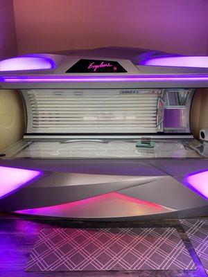 Inspiration (level 5) This bed is a 12 minute bronzing bed with 4 high pressure facials. Cooling options for added comfort. $18/session