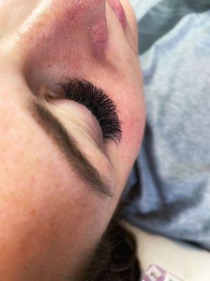 Top View of Hybrid lashes