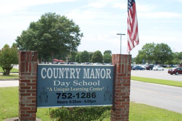 Sign in front of Country Manor Day School