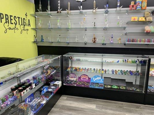 Prestigia Smoke Shop - Pompano Beach