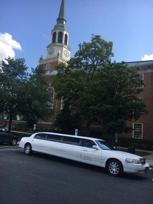 6-8 Passenger stretch limousine. 2 TV's, fiber optic lights, bar, Bluetooth radio