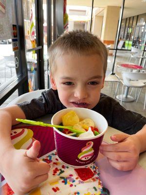 for froyo at Menchies!!