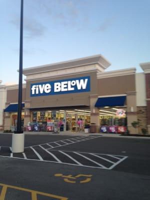 Niagara Falls Five Below -- 1520 Military Road / Route 265, Niagara Falls NY        Storefront