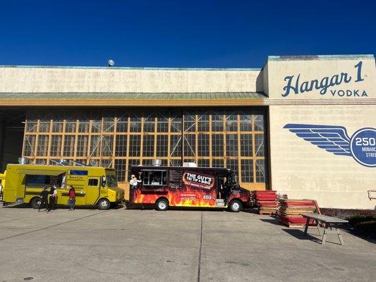 11/20/22 Head West event @ Hanger one; food trucks