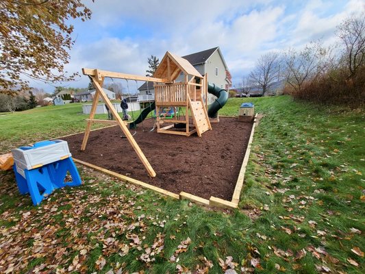 Playground, Retaining Wall, Border