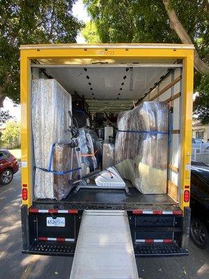 Moving company in newport beach