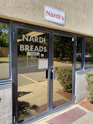 Nardi Breads