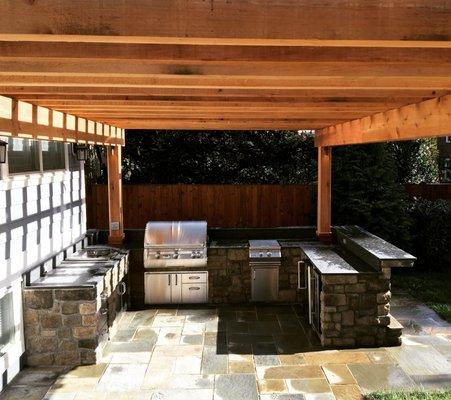 Outdoor Kitchen and Pergola