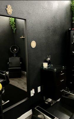 Salon suite