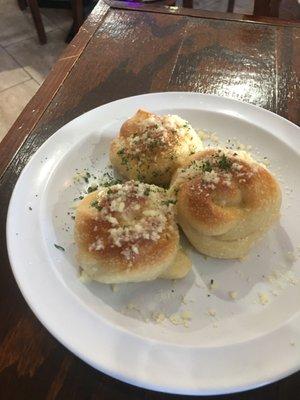 Garlic rolls